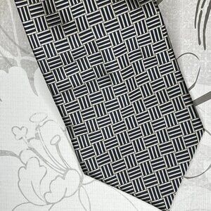 DUKE EXECUTIVE STYLE NECKTIE